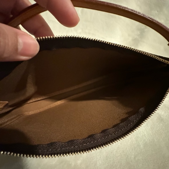 ‼️LOUIS VUITTON POCHETTE‼️ - Picture 15 of 15